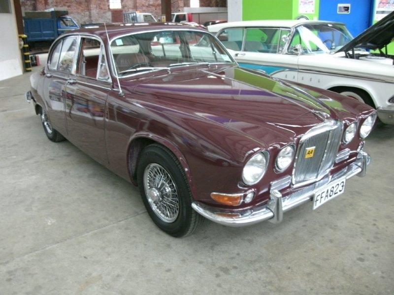 1968 Jaguar 420