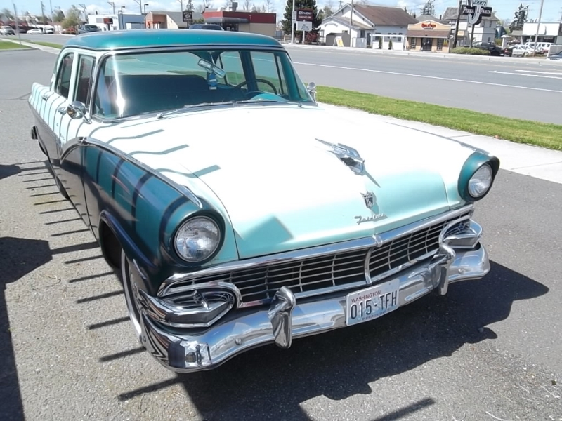 1956 Ford Fairlane